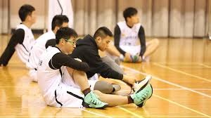 “黄袍”加身，里约热内卢基督像穿上黄潜球衣