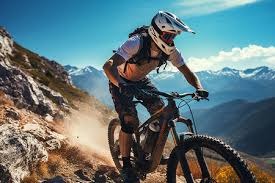 多家媒体：国米关注曼联中场梅努，但转会费和年薪超预算